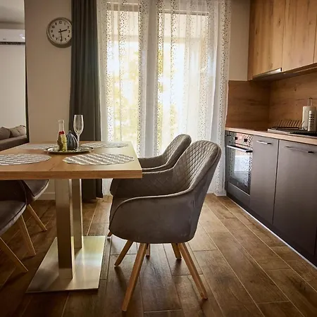 Starlight Silver - Exclusive Lejlighed *